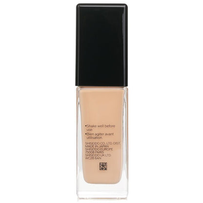 Shiseido Synchro Skin Radiant Lifting Foundation - Nr. 240 Quartz 30ml/1.2oz